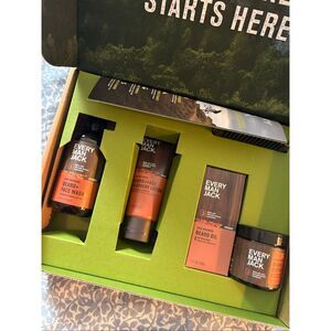 Every Man Jack Beard Essentials Gift Set for Men - Aged Bourbon